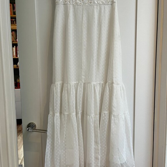 Hope & Ivy Embroidered & Beaded Midi-Length Tiered Dress in White --never worn - Picture 9 of 16